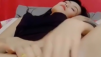 How Long Will You Satisfy Me? - Thaitwentybabe
