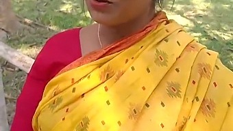 Horúci A Sexy Sexuálny Príbeh Desi Manželky Shari Bhabhi